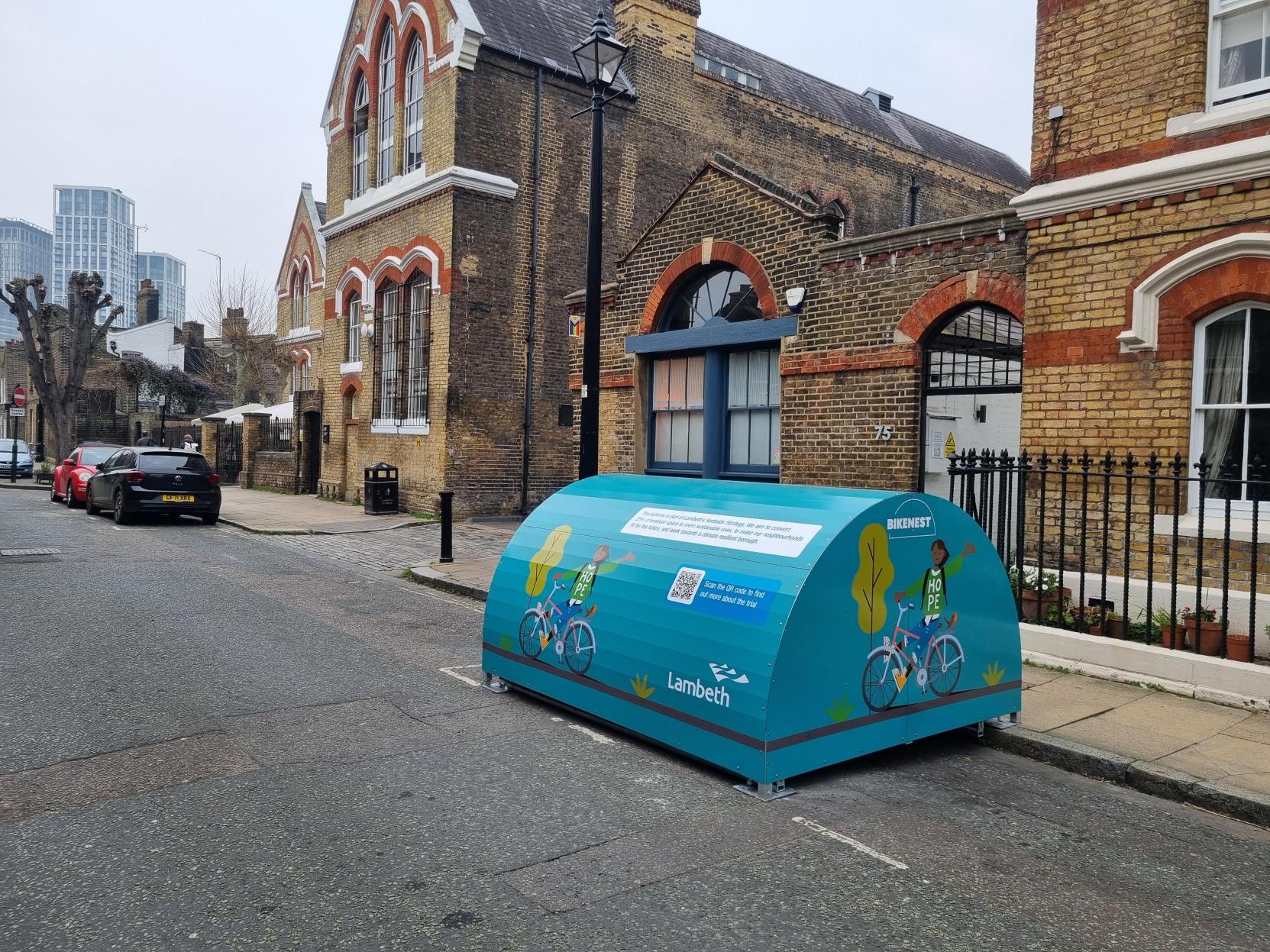A Business Cycle Hangar installed on Roupell Street