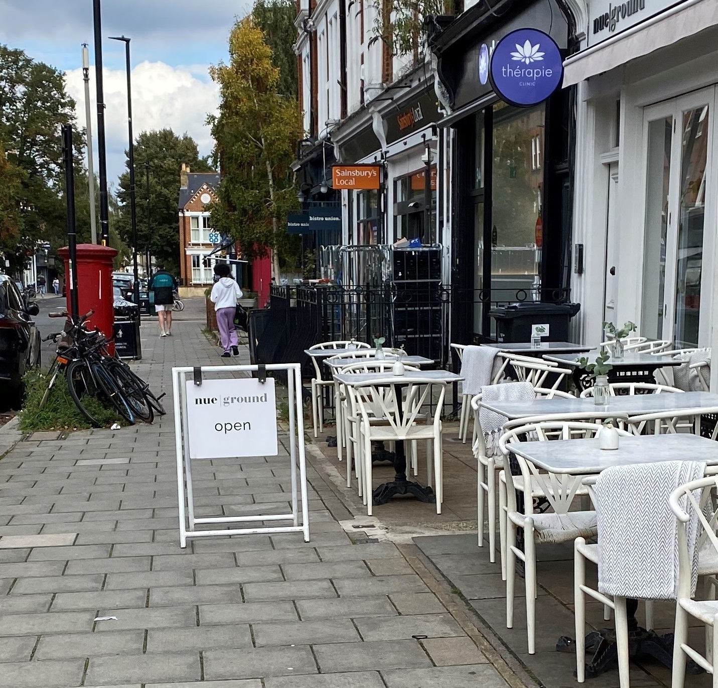 View north along Abbeville from Nue Ground